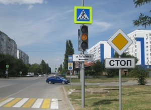 В Волгодонске появился новый светофор В Волгодонске появился новый светофор