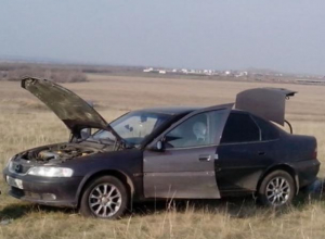Волгодонец угнал «Опель» в Ростове и бросил его в семикаракорских полях Волгодонец угнал «Опель» в Ростове и бросил его в семикаракорских полях
