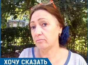 Уже просто невозможно жить в мусоре! - волгодончанка о соседстве с бывшим зданием пенсионного фонда Уже просто невозможно жить в мусоре! - волгодончанка о соседстве с бывшим зданием пенсионного фонда