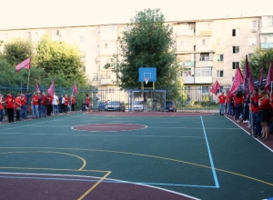 В старой части Волгодонска открылась новая спортивная площадка В старой части Волгодонска открылась новая спортивная площадка