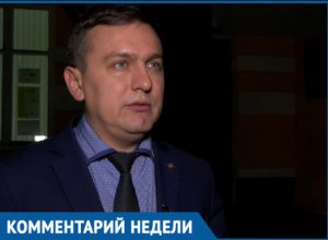 Кто даёт разрешение на это всё?!, - волгодончанка возмутилась ларечной застройкой в сквере Героя России Сергея Молодова Кто даёт разрешение на это всё?!, - волгодончанка возмутилась ларечной застройкой в сквере Героя России Сергея Молодова
