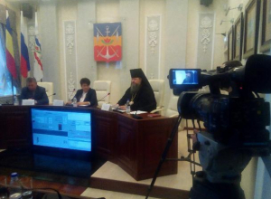 «Революционное» заседание Думы Волгодонска закончилось требованием снизить зарплаты «зажиточным» депутатам «Революционное» заседание Думы Волгодонска закончилось требованием снизить зарплаты «зажиточным» депутатам