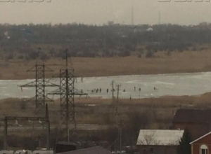 Любителей зимней рыбалки в Волгодонске предупреждают об опасности выхода на лед в период ледостава Любителей зимней рыбалки в Волгодонске предупреждают об опасности выхода на лед в период ледостава