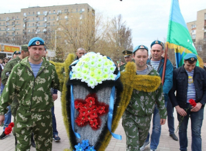 Память героя России Сергея Молодова почтили в Волгодонске Память героя России Сергея Молодова почтили в Волгодонске
