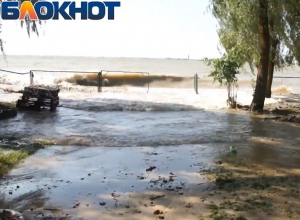Разбушевавшееся Цимлянское водохранилище нанесло серьезные увечья яхт-клубу Разбушевавшееся Цимлянское водохранилище нанесло серьезные увечья яхт-клубу