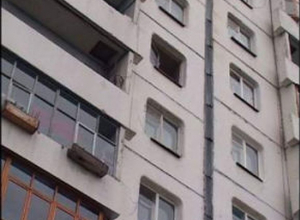 15-летняя волгодончанка упала с окна МКД на В-5 15-летняя волгодончанка упала с окна МКД на В-5