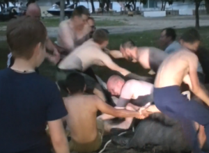 Неистовые игры волгодонцев в честь ратных подвигов Перуна попали на видео Неистовые игры волгодонцев в честь ратных подвигов Перуна попали на видео