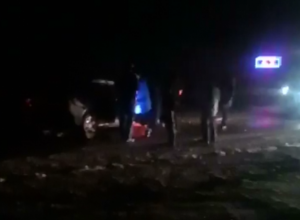 Авария с влетевшей под фуру «легковушкой» на въезде в Волгодонск попала на видео Авария с влетевшей под фуру «легковушкой» на въезде в Волгодонск попала на видео