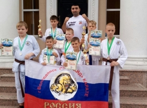 Каратисты из Волгодонска привезли домой девять медалей с Международных соревнований Каратисты из Волгодонска привезли домой девять медалей с Международных соревнований