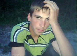 Подозреваемый в убийстве молодого человека из Морозовского района рассказал о том, как совершил преступление Подозреваемый в убийстве молодого человека из Морозовского района рассказал о том, как совершил преступление