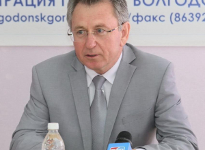 Дорогам и КУИГ я бы поставил «двойку», а спорту и РоАЭС - «пятерку», - Виктор Мельников о состоянии Волгодонска Дорогам и КУИГ я бы поставил «двойку», а спорту и РоАЭС - «пятерку», - Виктор Мельников о состоянии Волгодонска