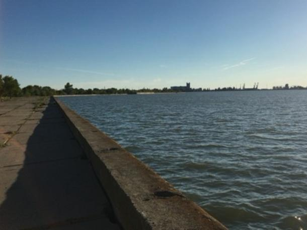 Еще на два сантиметра ниже стал уровень воды в Цимлянском водохранилище Еще на два сантиметра ниже стал уровень воды в Цимлянском водохранилище