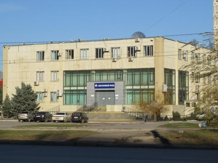По официальной версии источника из окна высотки упала 60-летняя женщина По официальной версии источника из окна высотки упала 60-летняя женщина