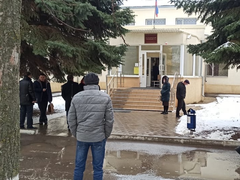Свести счеты с жизнью прямо в зале суда попытался волгодонец Свести счеты с жизнью прямо в зале суда попытался волгодонец
