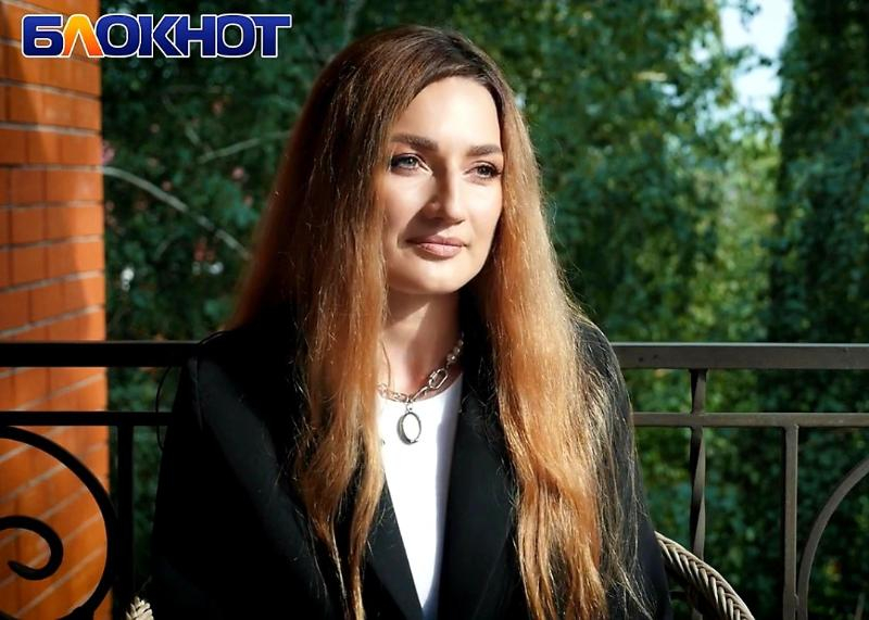 О прошлой жизни в Украине, о страшной войне и о счастливом настоящем: участница проекта «Миссис Блокнот» Вера Роман О прошлой жизни в Украине, о страшной войне и о счастливом настоящем: участница проекта «Миссис Блокнот» Вера Роман