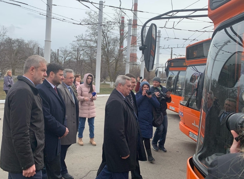 Голубев и Иванов приехали в Волгодонск обсудить развитие дорог Голубев и Иванов приехали в Волгодонск обсудить развитие дорог