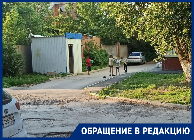 «Дымки» продолжают стоять, и теперь в них играют дети»: волгодонцы о заброшенных павильонах «Дымки» продолжают стоять, и теперь в них играют дети»: волгодонцы о заброшенных павильонах