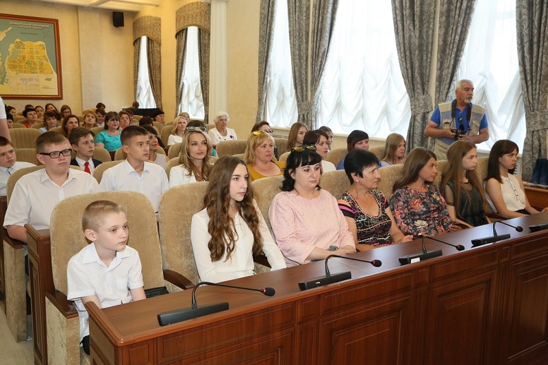 Вручение паспортов Вручение паспортов