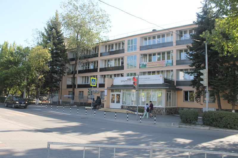 2.JPG 2.JPG