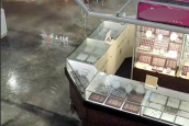 Сработавшая пожарная сигнализация залила водой крупнейший ТРЦ в Волгодонске