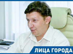 «Мой рабочий день никогда не заканчивается вовремя»: Сергей Ладанов рассказал о семье, работе и о планах сделать поликлиники более удобными