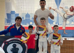 Юные каратисты из Волгодонска достойно выступили на областных соревнованиях
