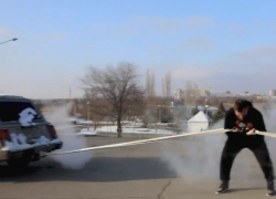 «В поддержку отечественного автопрома»: Дмитрий Кудряшов удержал два «газующих» ВАЗа в Волгодонске