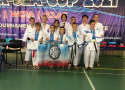 С многочисленными наградами вернулись юные волгодонцы со Всероссийских соревнований по каратэ 