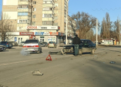 Две иномарки столкнулись в Волгодонске на улице Морской