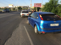 Опять на мосту встретились