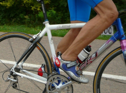 Велосипедист с 9-ю жизнями.