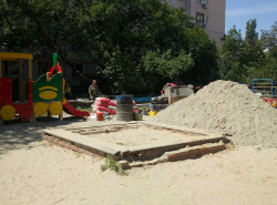 Детская площадка-стройка-ремонт квартиры