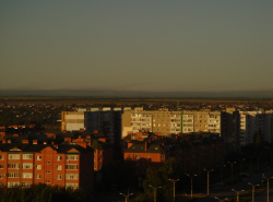 Вторые сутки горит и дымит свалка.