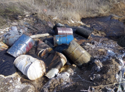 Город - свалка.