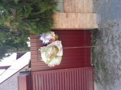 уже вечер, а мусор и ныне там