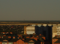 В утренней тишине полет на воздушном шаре.