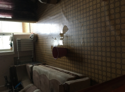 Кому живительный дождик, а у кого крыша течёт)))