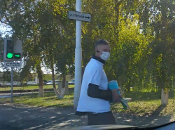 Снова попрошайки на Морской