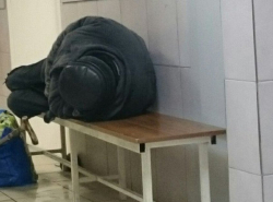 Бомжи в городской поликлинике