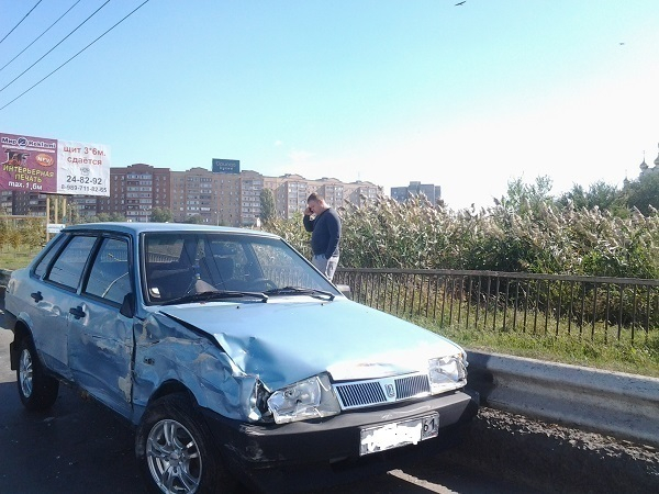 ДТП на путепроводе в Волгодонске парализовало движение между старым и новым городом