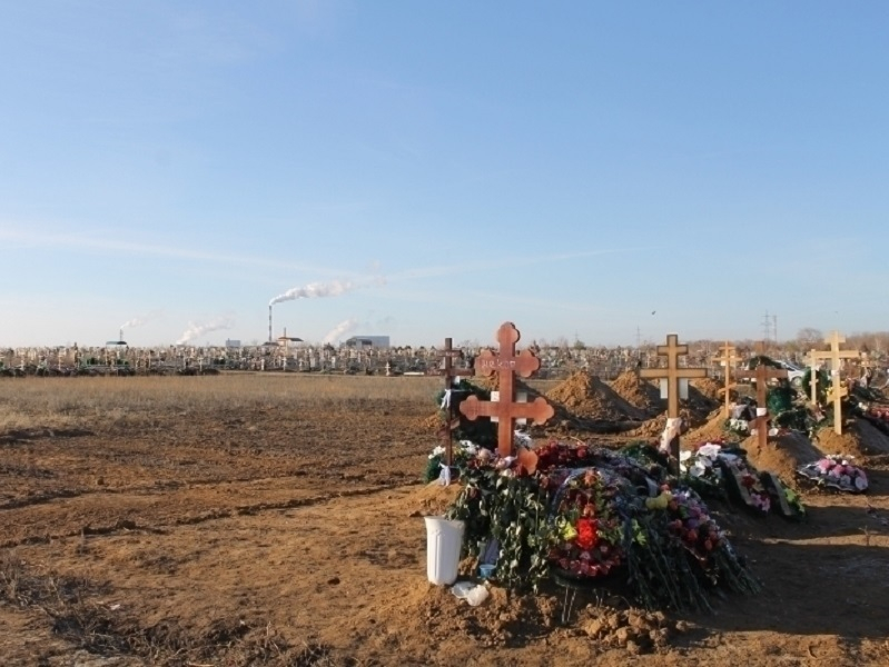 Волгодонцам запрещено посещать кладбища до конца апреля