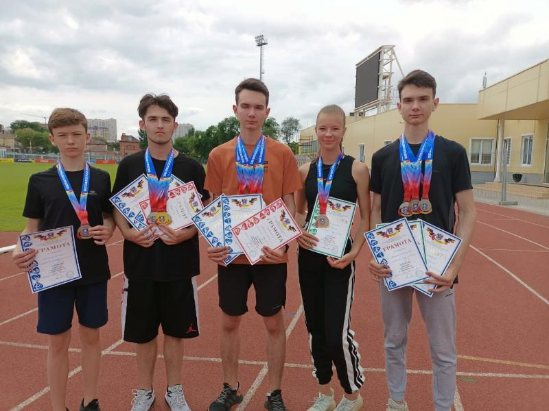 Волгодонцы успешно выступили на первенстве региона по легкой атлетике