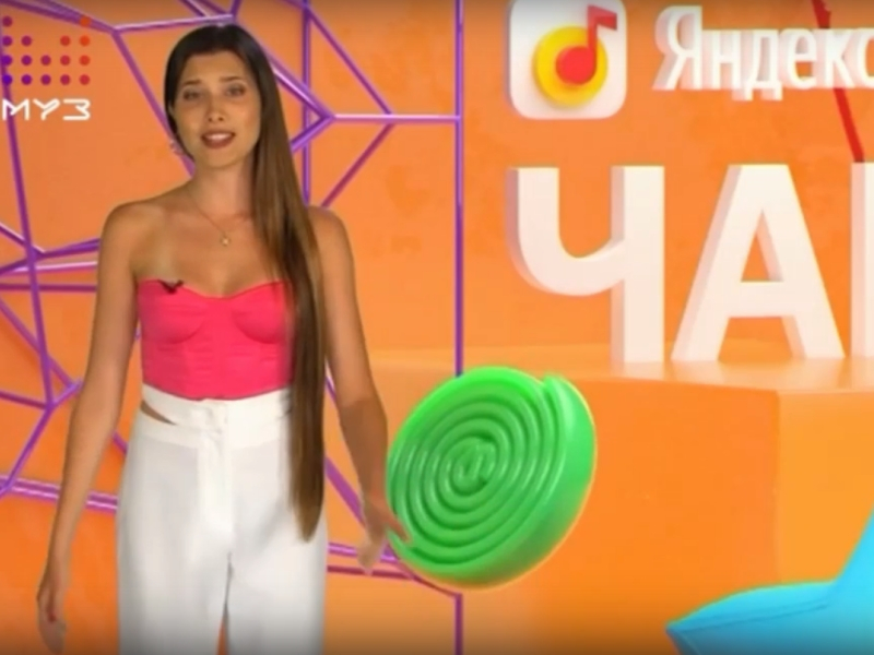Победительница «Мисс Блокнот-2015» Анет Сай провела эфир на «МУЗ-ТВ»