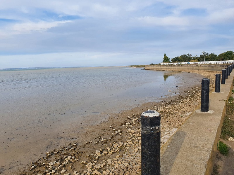 Берег невероятных камней Цимлянского водохранилища