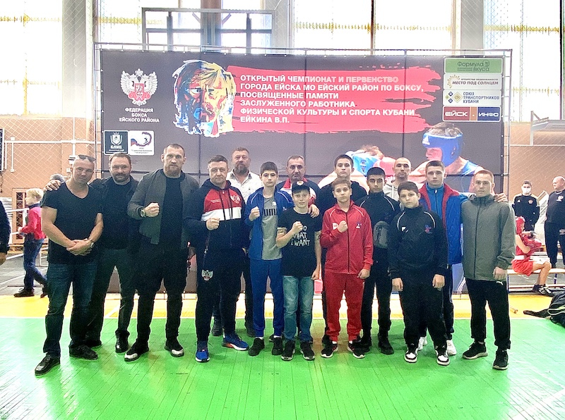 Россыпь наград привезли волгодонские боксеры с чемпионата в Ейске