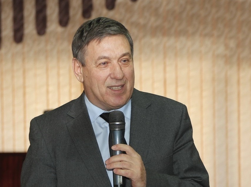 Волгодонский мэр Виктор Фирсов собирается  вернуться на ВКДП
