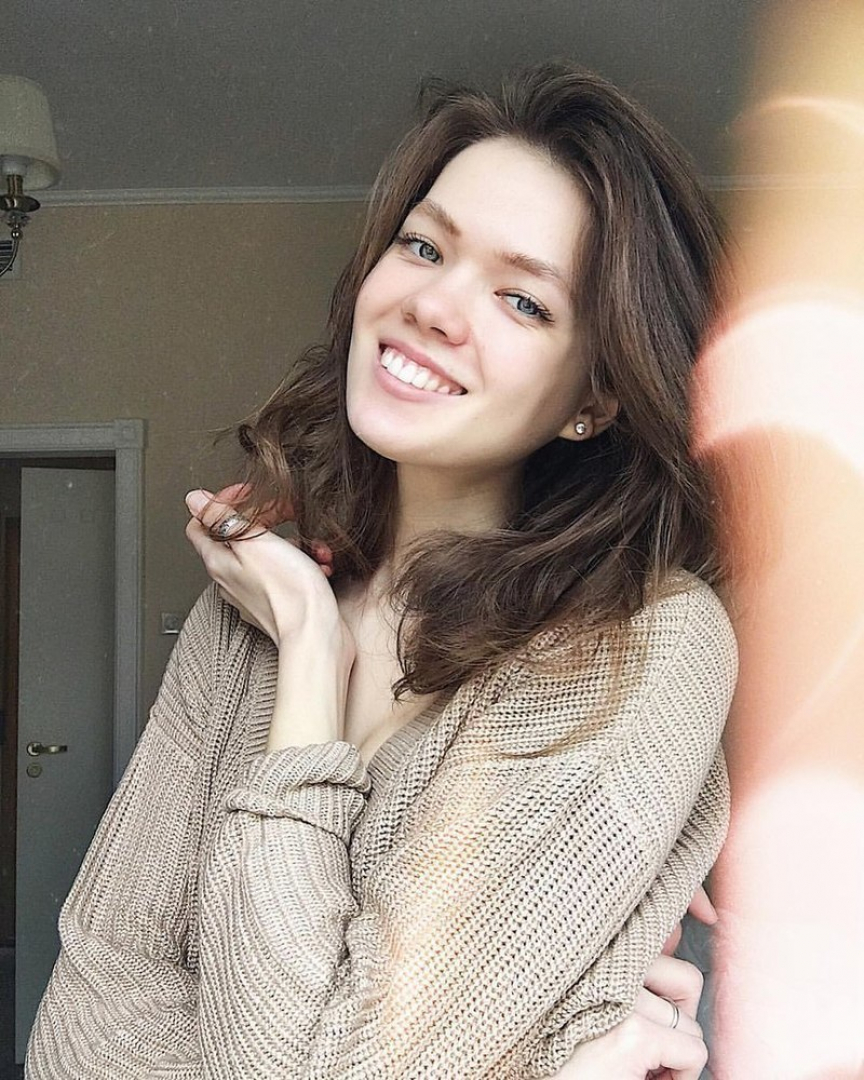 Валерия Молодая Фото