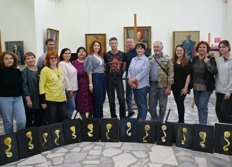 Мастер-класс по написанию лимона дал волгодонцам заслуженный художник России