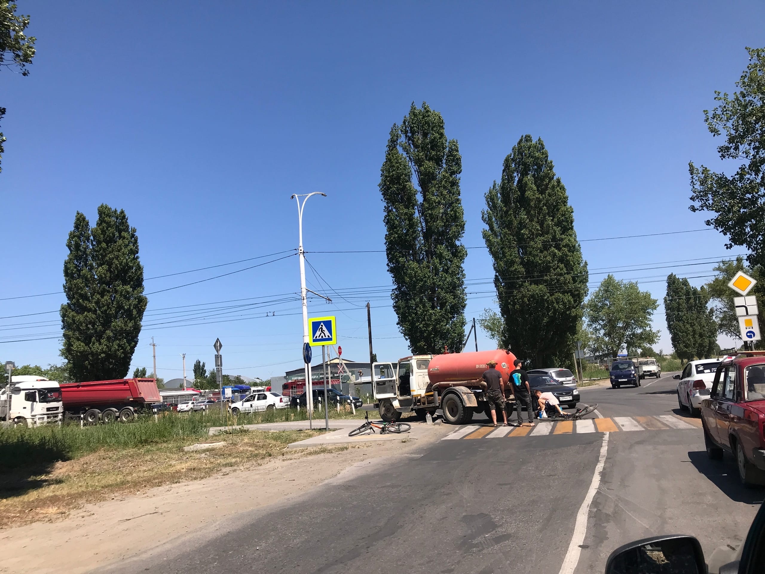 Велосипедистку сбила ассенизаторская машина в Волгодонске