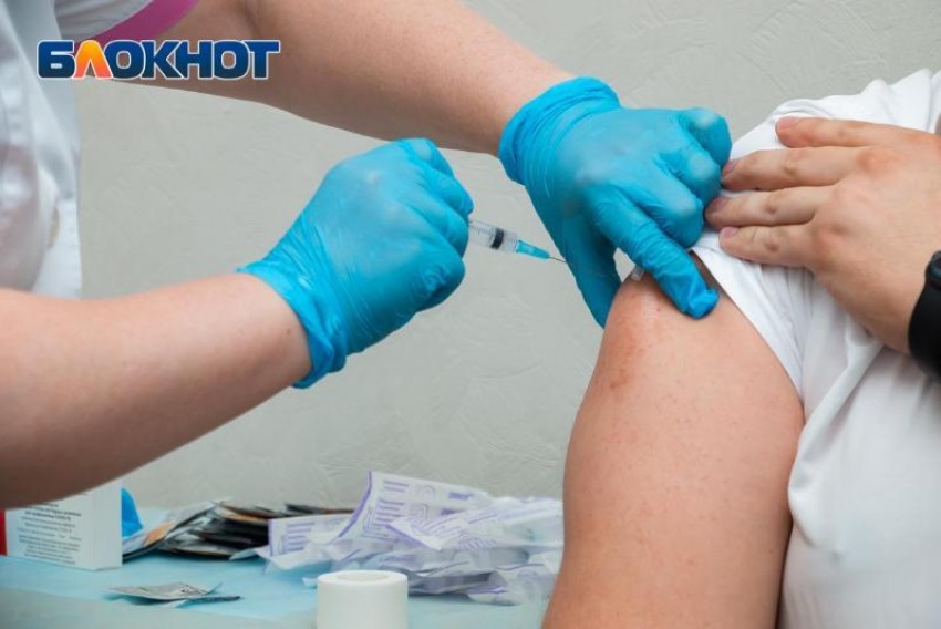 Волгодонску поставили план с августа сделать прививки от гриппа 60% горожан 